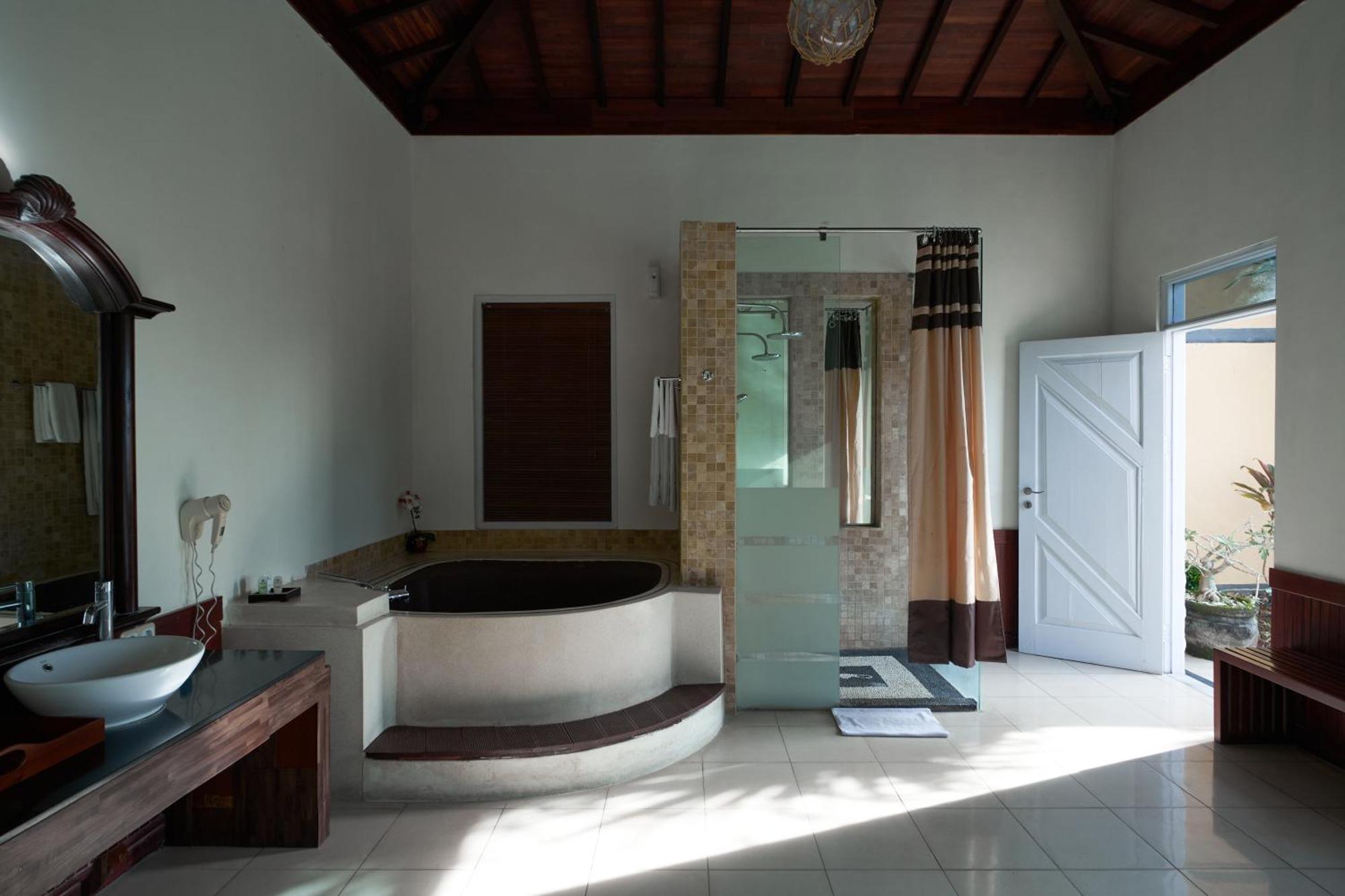 Villa The Beverly Hills Bali