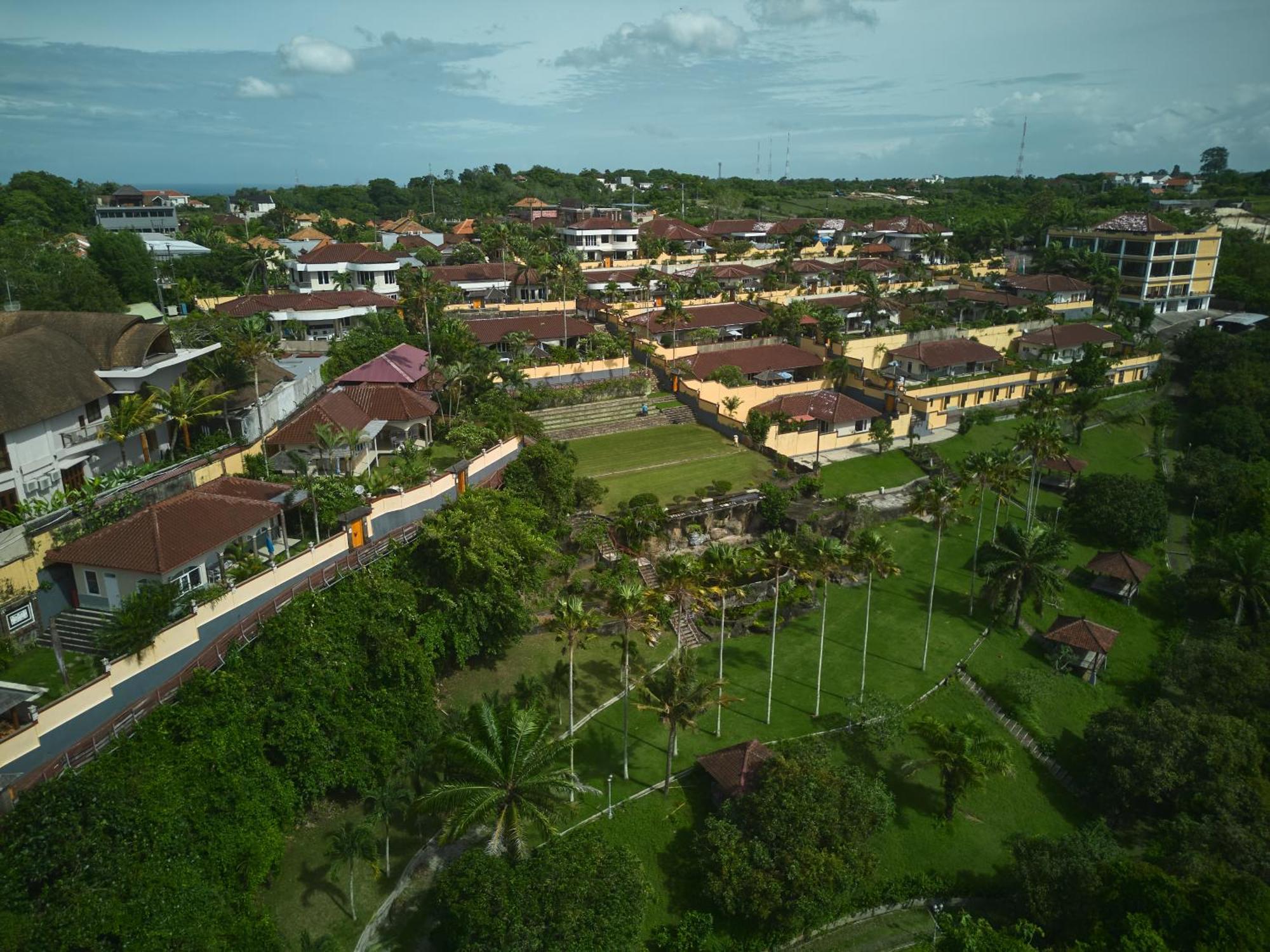 Villa The Beverly Hills Bali *